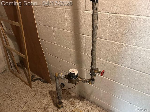 5134 Saint Richard Drive, Shelby Charter Township, MI 48316