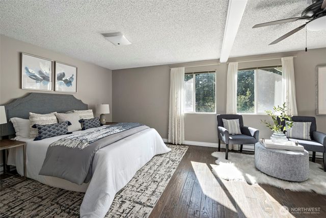 1930 Fir Woods Place, Oak Harbor, WA 98277