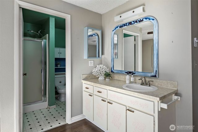 1930 Fir Woods Place, Oak Harbor, WA 98277