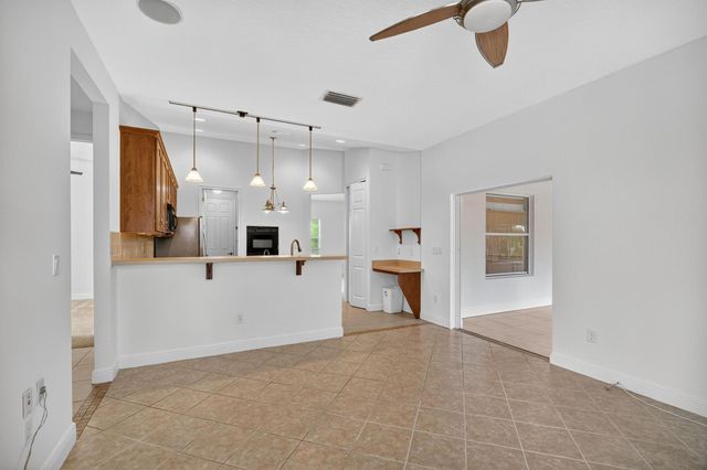 1712 Shakespeare Street, Sebastian, FL 32958