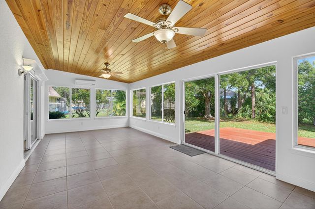 1712 Shakespeare Street, Sebastian, FL 32958
