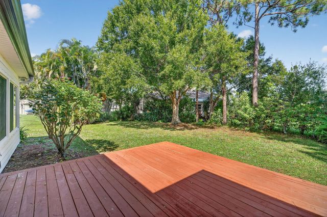 1712 Shakespeare Street, Sebastian, FL 32958