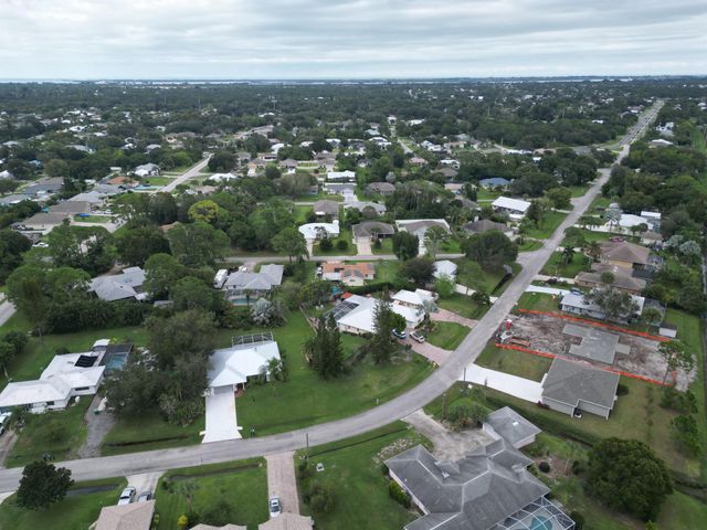 1712 Shakespeare Street, Sebastian, FL 32958