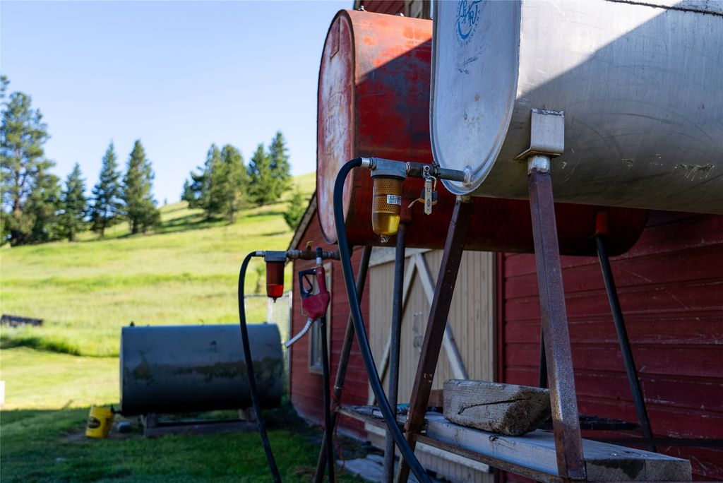 1675 Haywire Gulch, Kalispell, MT 59901 photo 24