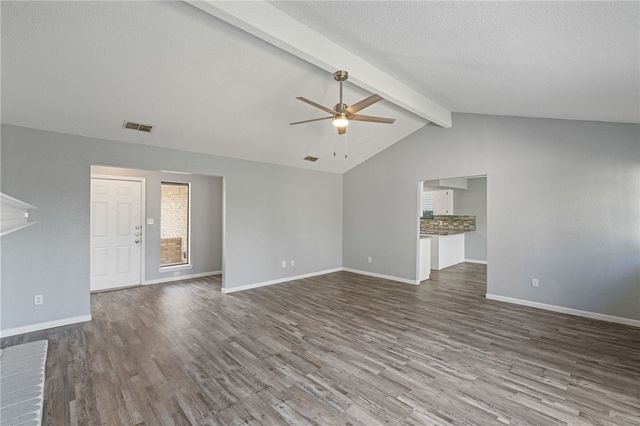 5222 Inverness Dr, Corpus Christi, TX 78413