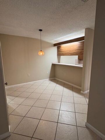 3310 33 Way, West Palm Beach, FL 33407