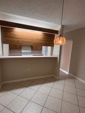 3310 33 Way, West Palm Beach, FL 33407