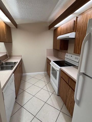 3310 33 Way, West Palm Beach, FL 33407