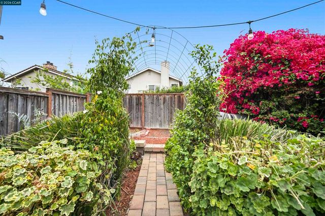 613 Chardonnay Dr, Fremont, CA 94539