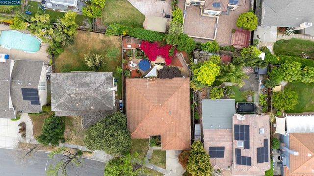 613 Chardonnay Dr, Fremont, CA 94539