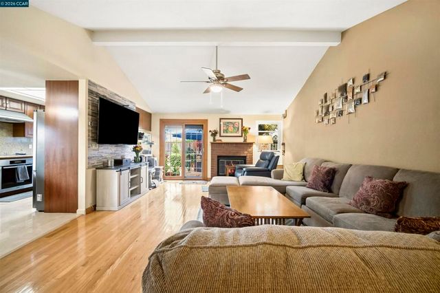 613 Chardonnay Dr, Fremont, CA 94539