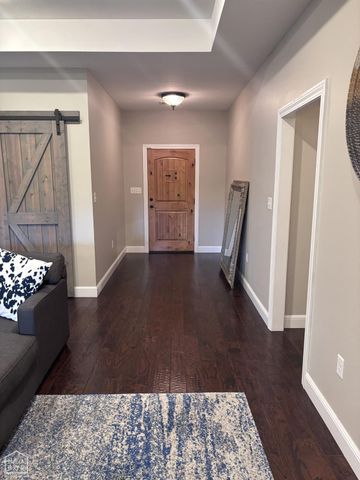 4910 Peachtree Avenue, Jonesboro, AR 72405