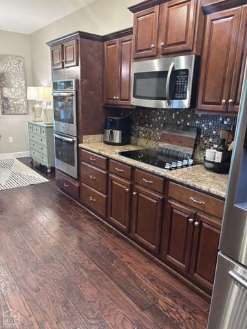 4910 Peachtree Avenue, Jonesboro, AR 72405