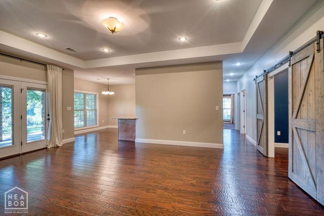 4910 Peachtree Avenue, Jonesboro, AR 72405