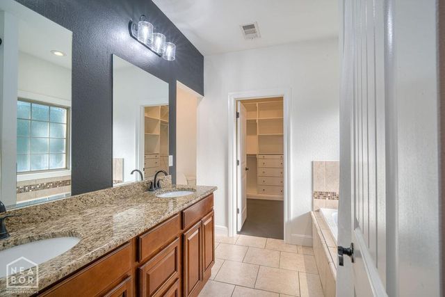 4910 Peachtree Avenue, Jonesboro, AR 72405