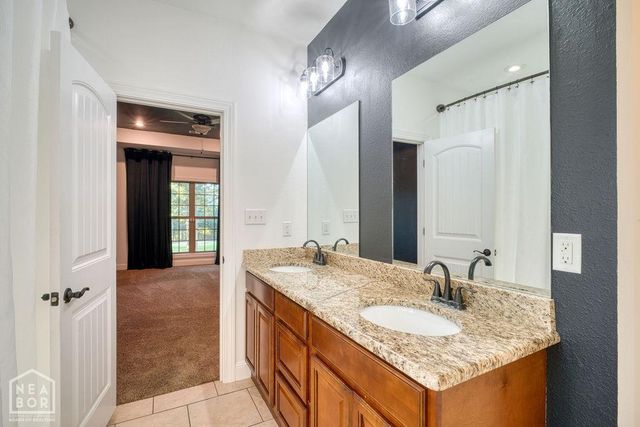 4910 Peachtree Avenue, Jonesboro, AR 72405