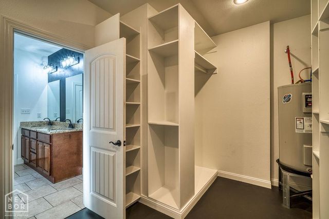 4910 Peachtree Avenue, Jonesboro, AR 72405