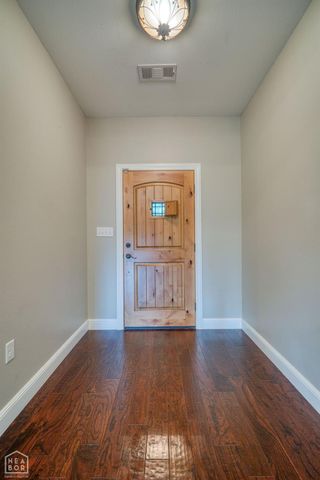 4910 Peachtree Avenue, Jonesboro, AR 72405