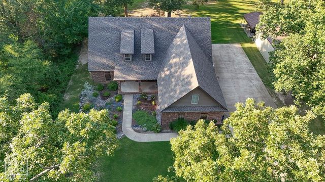 4910 Peachtree Avenue, Jonesboro, AR 72405