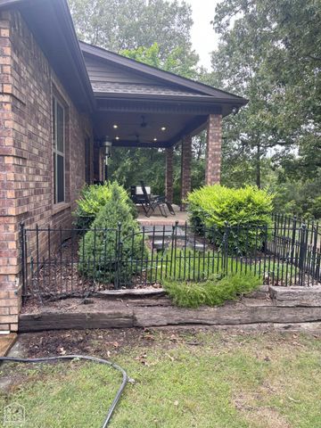 4910 Peachtree Avenue, Jonesboro, AR 72405