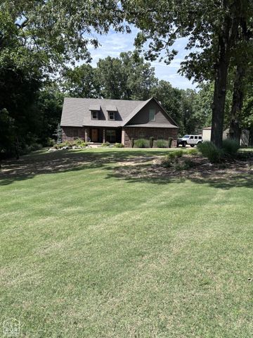 4910 Peachtree Avenue, Jonesboro, AR 72405