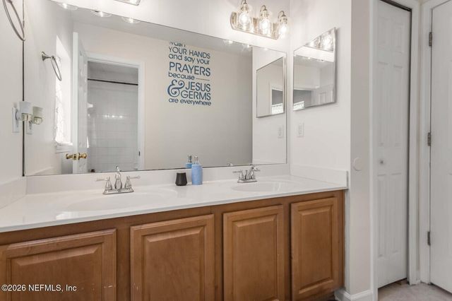 652 SPANISH WELLS Road, Jacksonville, FL 32218