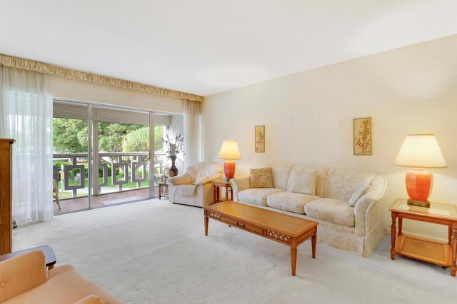 331 Tequesta Drive 212, Tequesta, FL 33469