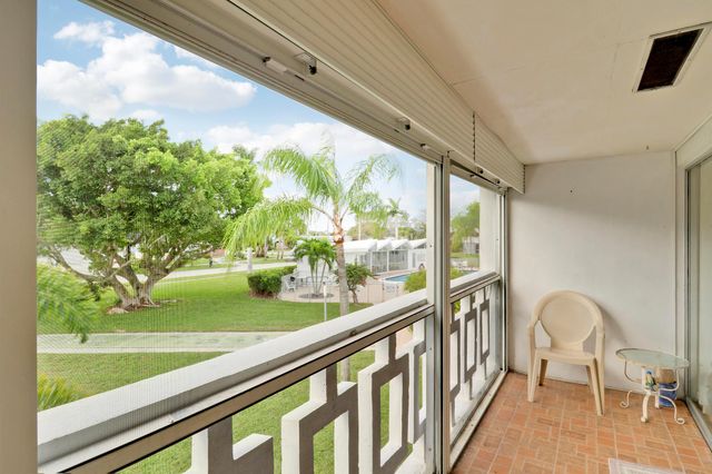 331 Tequesta Drive 212, Tequesta, FL 33469