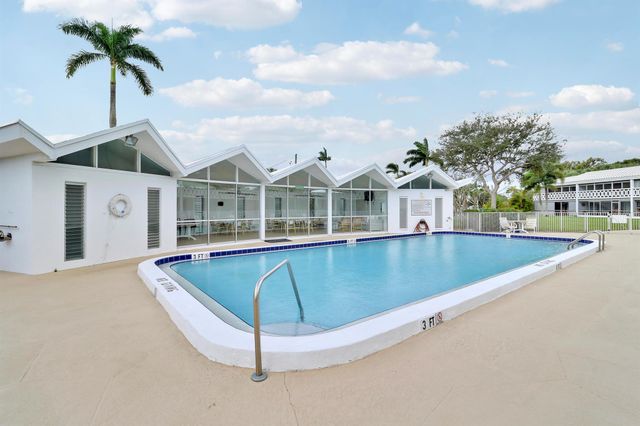 331 Tequesta Drive 212, Tequesta, FL 33469