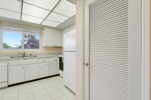 331 Tequesta Drive 212, Tequesta, FL 33469