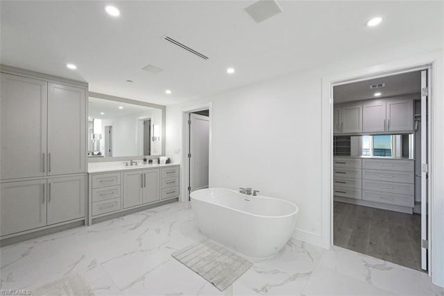 13935 Old Coast RD 1703, Naples, FL 34110