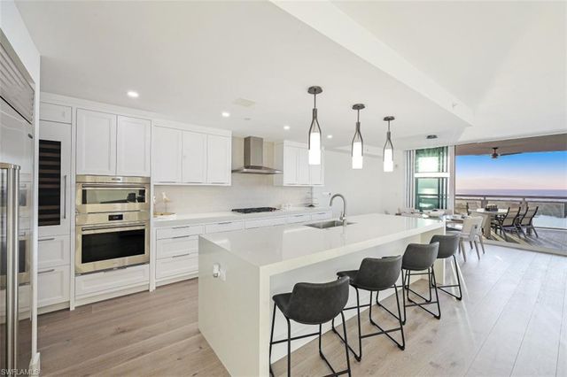 13935 Old Coast RD 1703, Naples, FL 34110