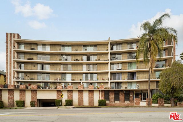 2260 N Cahuenga Boulevard 405, Los Angeles, CA 90068