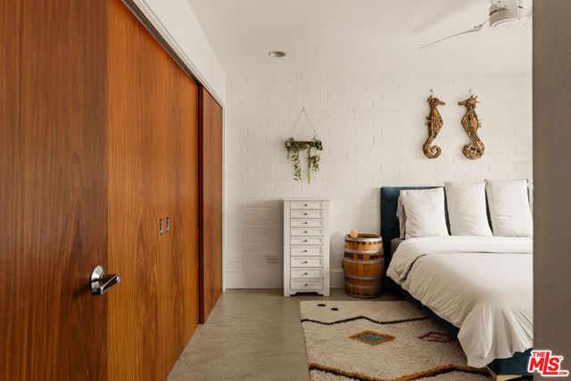 2260 N Cahuenga Boulevard 405, Los Angeles, CA 90068