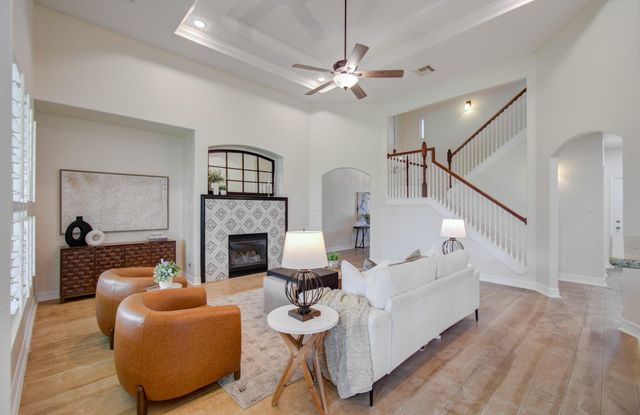 14018 Hawthorne Circle, Mont Belvieu, TX 77523
