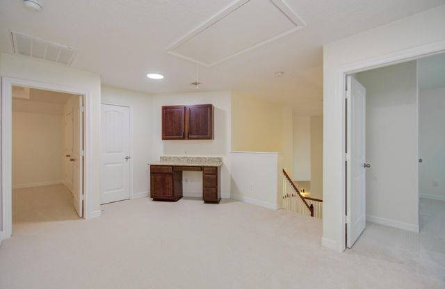 14018 Hawthorne Circle, Mont Belvieu, TX 77523