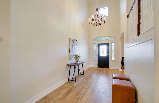 14018 Hawthorne Circle, Mont Belvieu, TX 77523