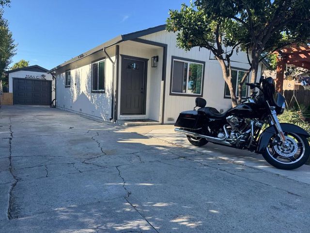 76 Sunset Court, San Jose, CA 95116