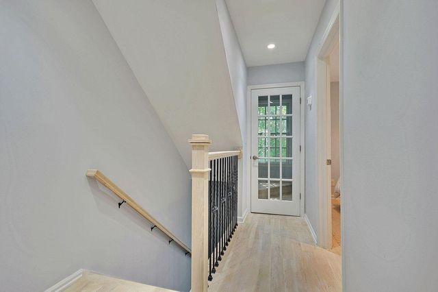 15 Horlbeck Alley 7, Charleston, SC 29401