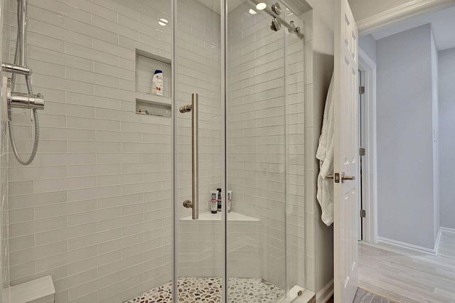 15 Horlbeck Alley 7, Charleston, SC 29401