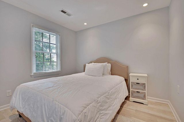 15 Horlbeck Alley 7, Charleston, SC 29401