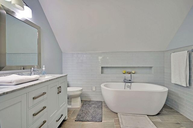 15 Horlbeck Alley 7, Charleston, SC 29401