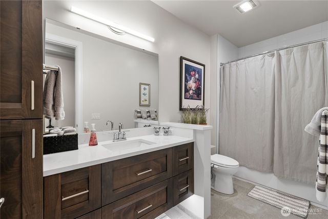 4907 Main Street Dr #320, Tacoma, WA 98407