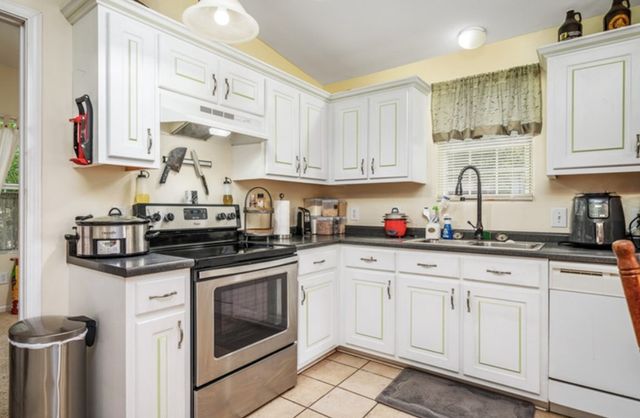 210 Kingwood Dr, Sparta, TN 38583
