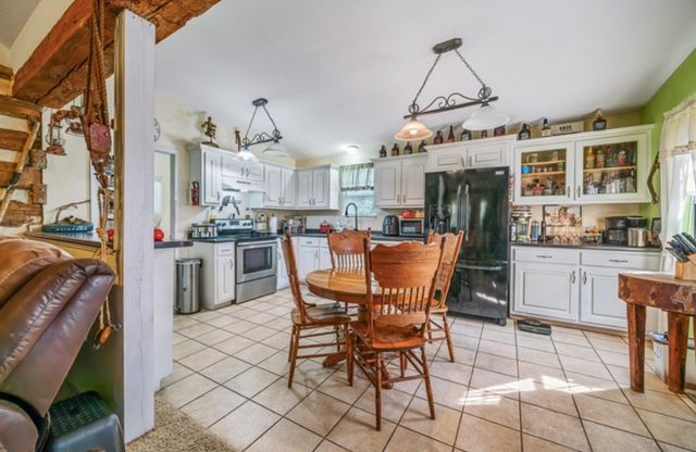 210 Kingwood Dr, Sparta, TN 38583