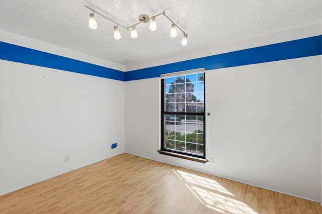 2312 Punta De Vista Drive NE, Albuquerque, NM 87112