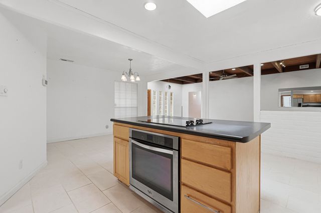 2312 Punta De Vista Drive NE, Albuquerque, NM 87112