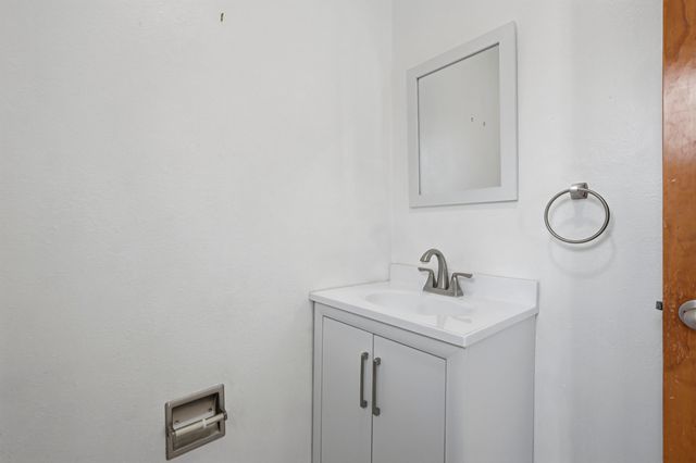 2312 Punta De Vista Drive NE, Albuquerque, NM 87112