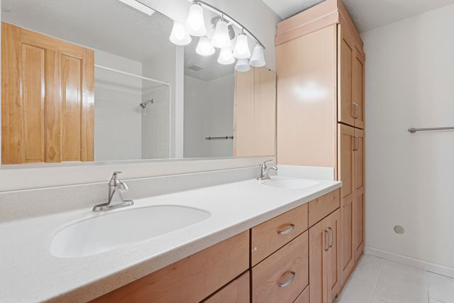 2312 Punta De Vista Drive NE, Albuquerque, NM 87112