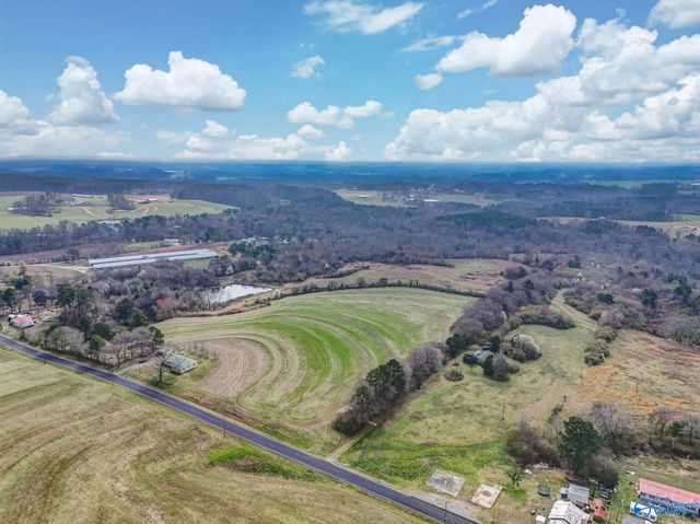 1368 Davis Road, Albertville, AL 35951